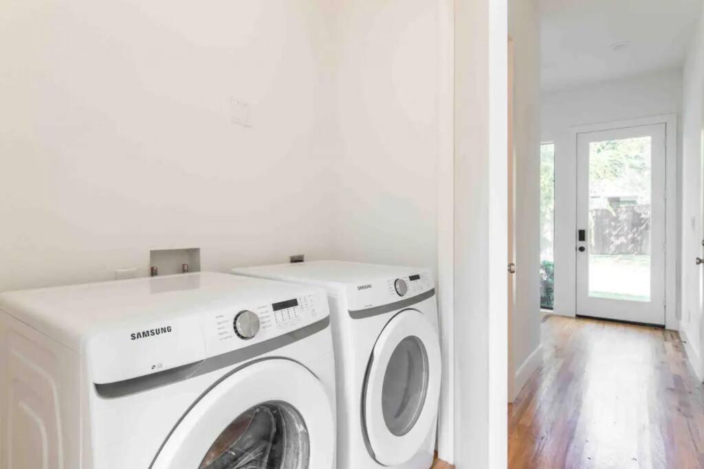 Glamorous Perfectly Located Luxury 2 Bed Townhome Ντάλλας Εξωτερικό φωτογραφία